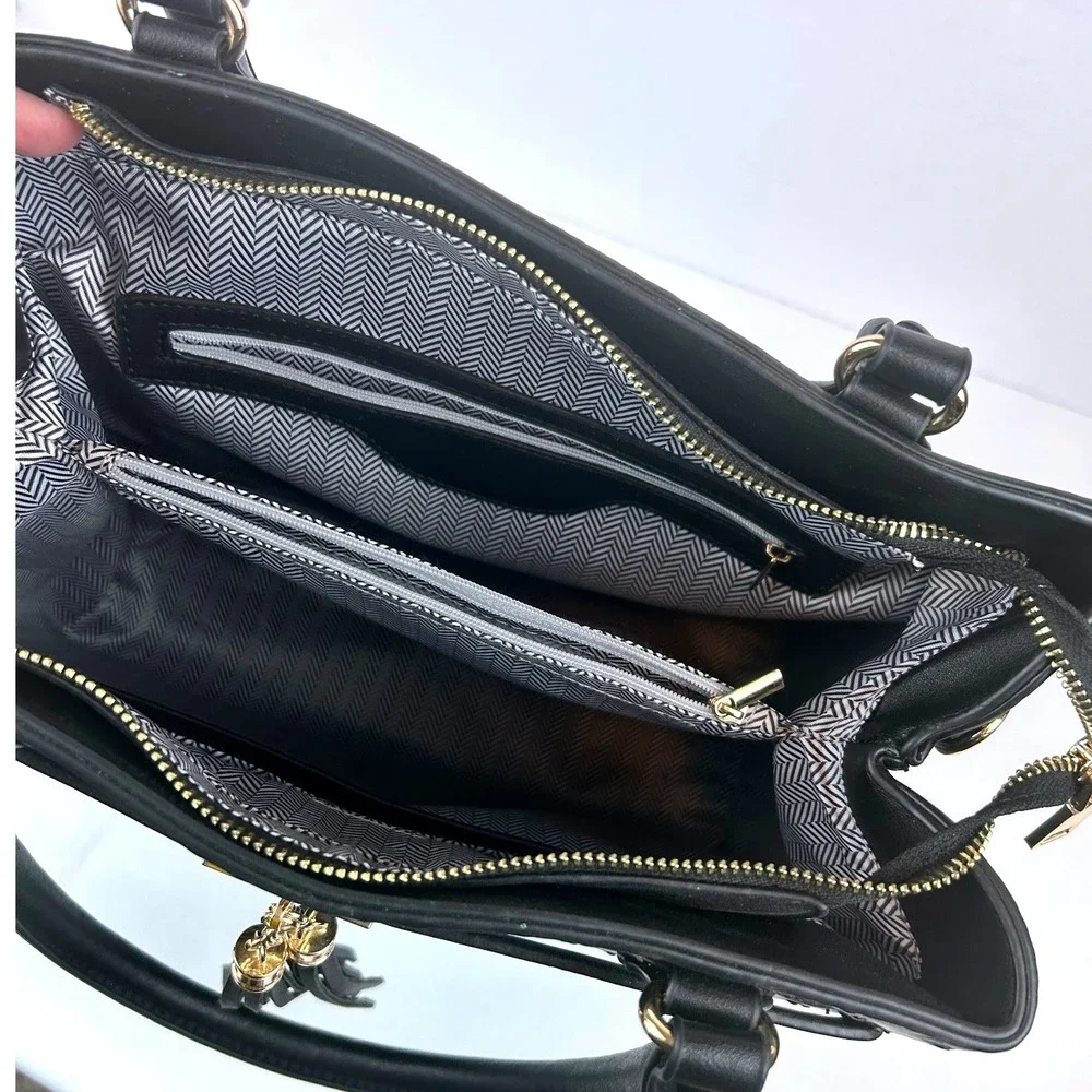 Black faux Ostrich/Croc Embossed Satchel Handbag w/ Tassel‎ & Matching Pouch Set